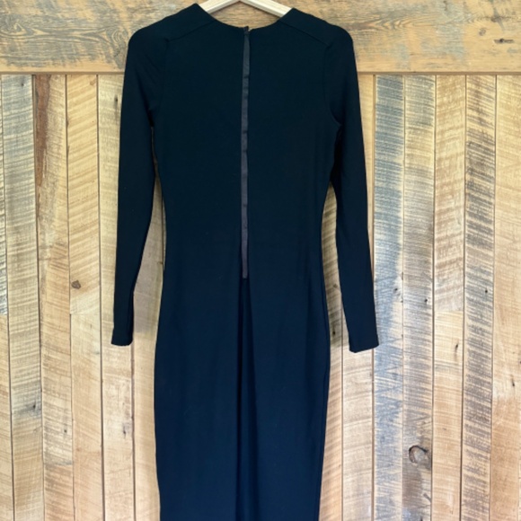 Long sleeve bebe midi dress EUC - Picture 2 of 3